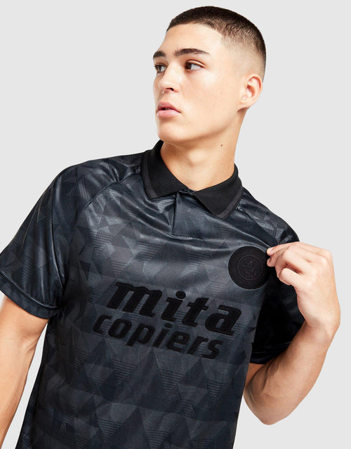 Aston Villa FC '90 Retro Blackout Shirt