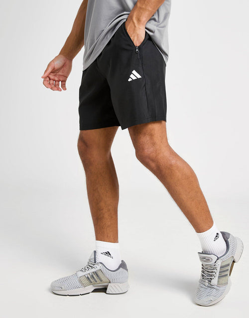 Training Essentials Woven Shorts