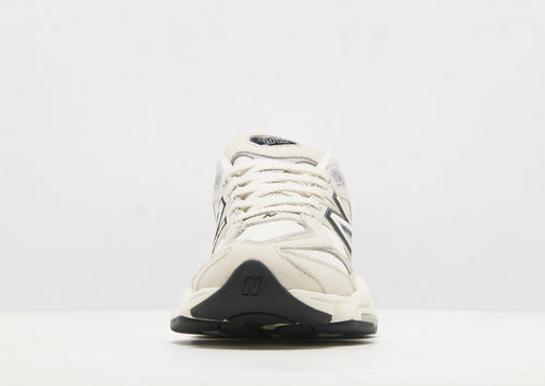9060 Women's