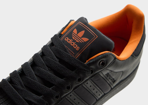 Superstar II