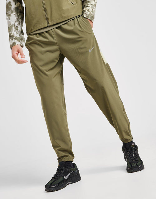 Challenger Woven Track Pants