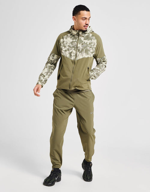 Challenger Woven Track Pants