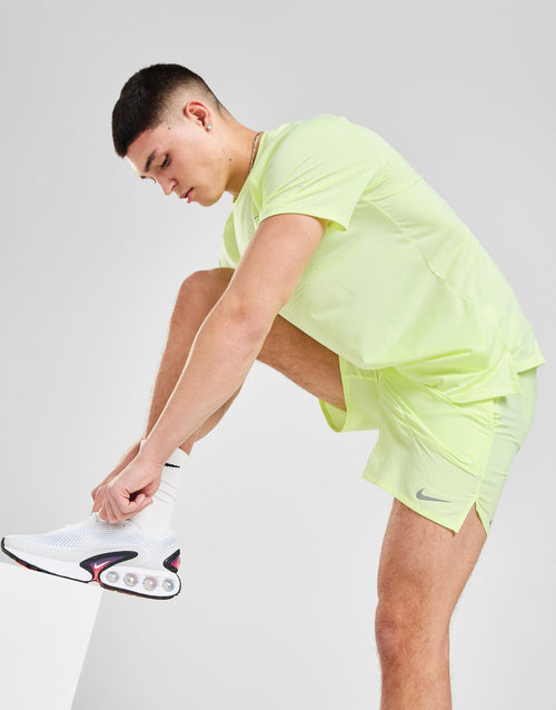 Flex Stride 7" Shorts