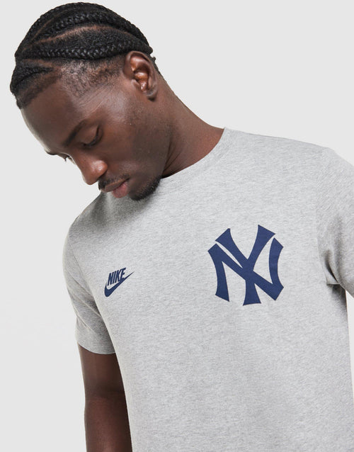 MLB New York Yankees Club T-Shirt