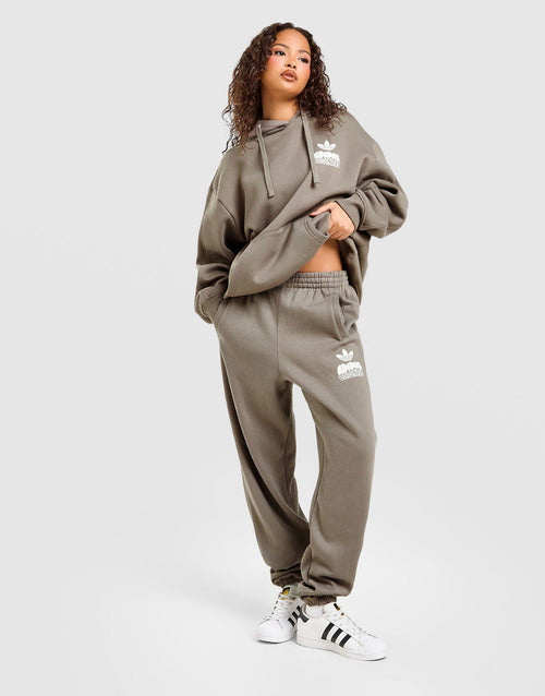 Wave Graphic Overhead Hoodie