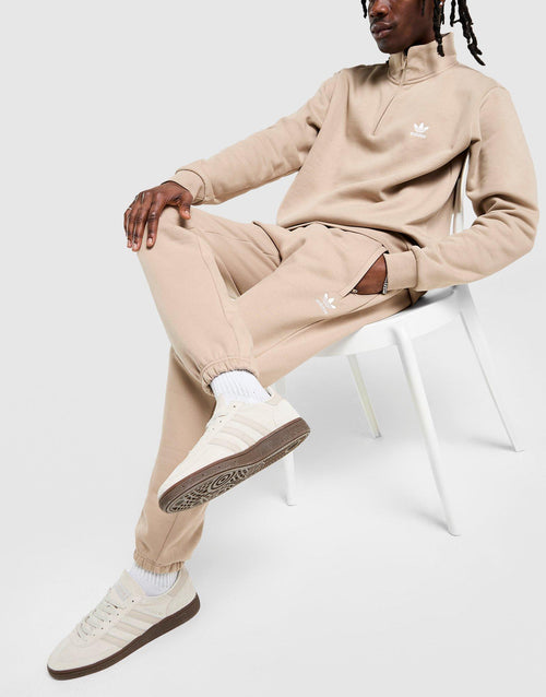Trefoil Essential Joggers