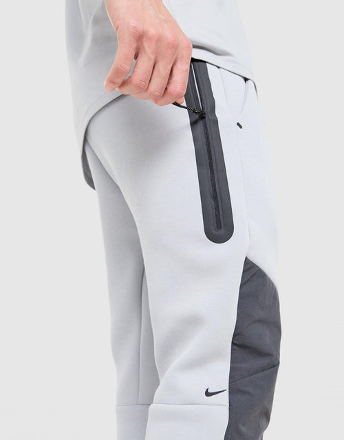 Tech Mix Joggers