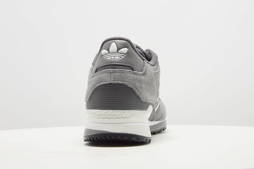 ZX 750