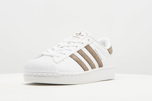 Superstar Junior's