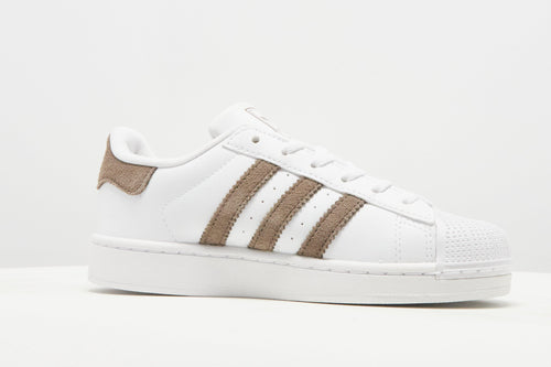 Superstar Junior's