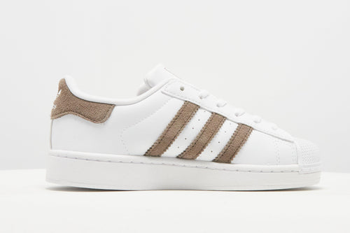 Superstar Junior's