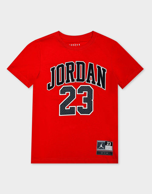 23 Seasonal T-Shirt Junior's