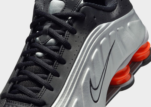 Shox R4