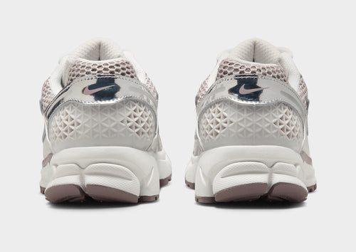 Vomero 5 Women's