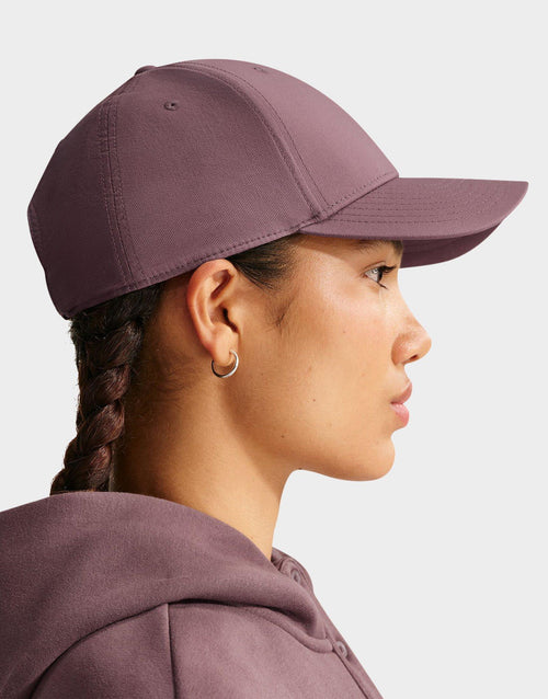 Dri-FIT Club Structured Metal Logo Cap