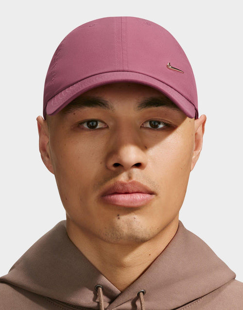 Dri-FIT Club Unstructured Metal Swoosh Cap