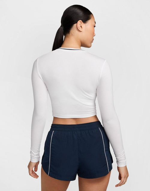 Sportswear Chill Knit Cropped Graphic T-Shirt
