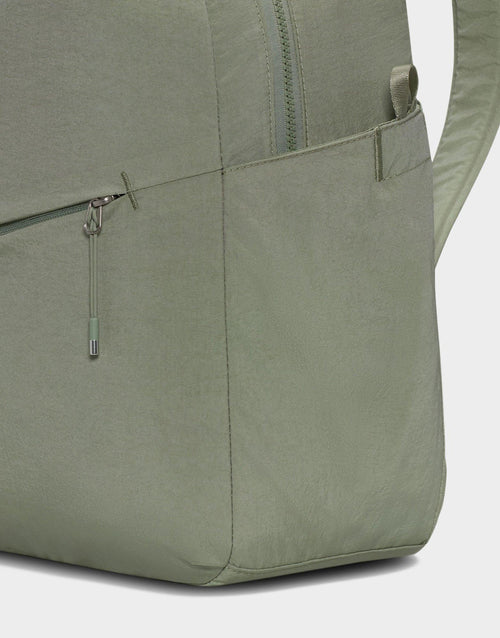 Aura Backpack