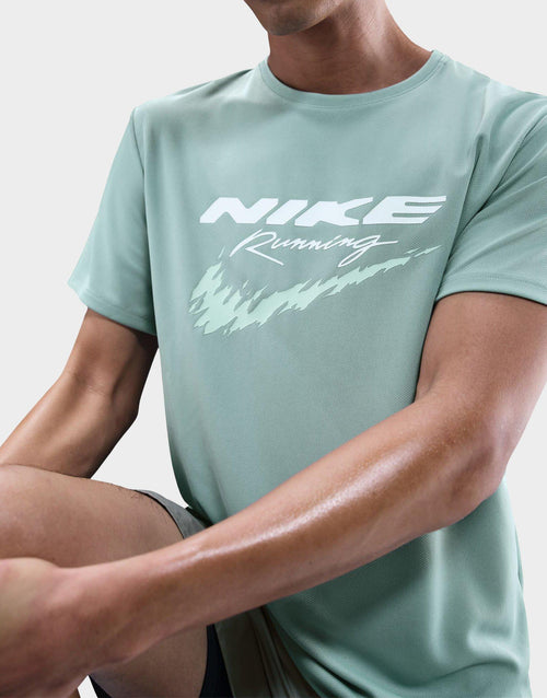 Miler Dri-FIT UV Running Top