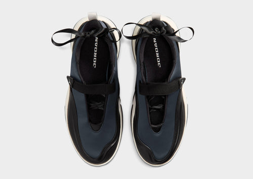 Pointe Women's