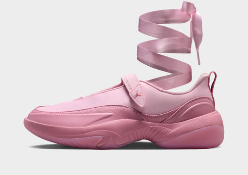 Pointe Women's