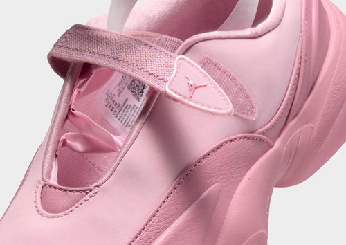 Pointe Women's