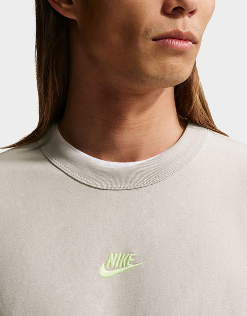 Sportswear Premium Essentials T-Shirt