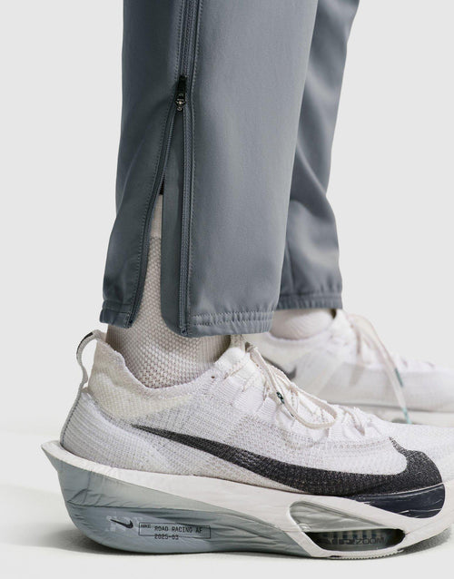Challenger Dri-FIT Woven Running Pants