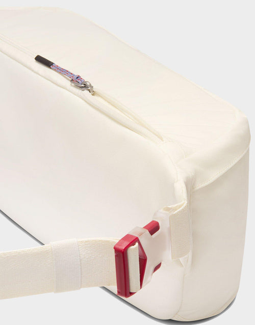 Elemental Premium Waistpack (8L)