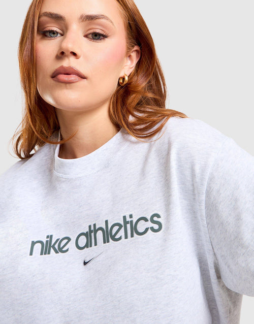 Gym Life Swoosh Boxy T-Shirt