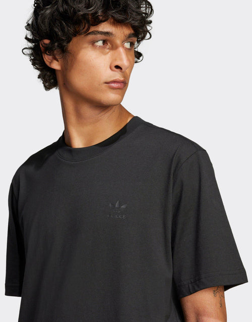 Trefoil Series T-Shirt