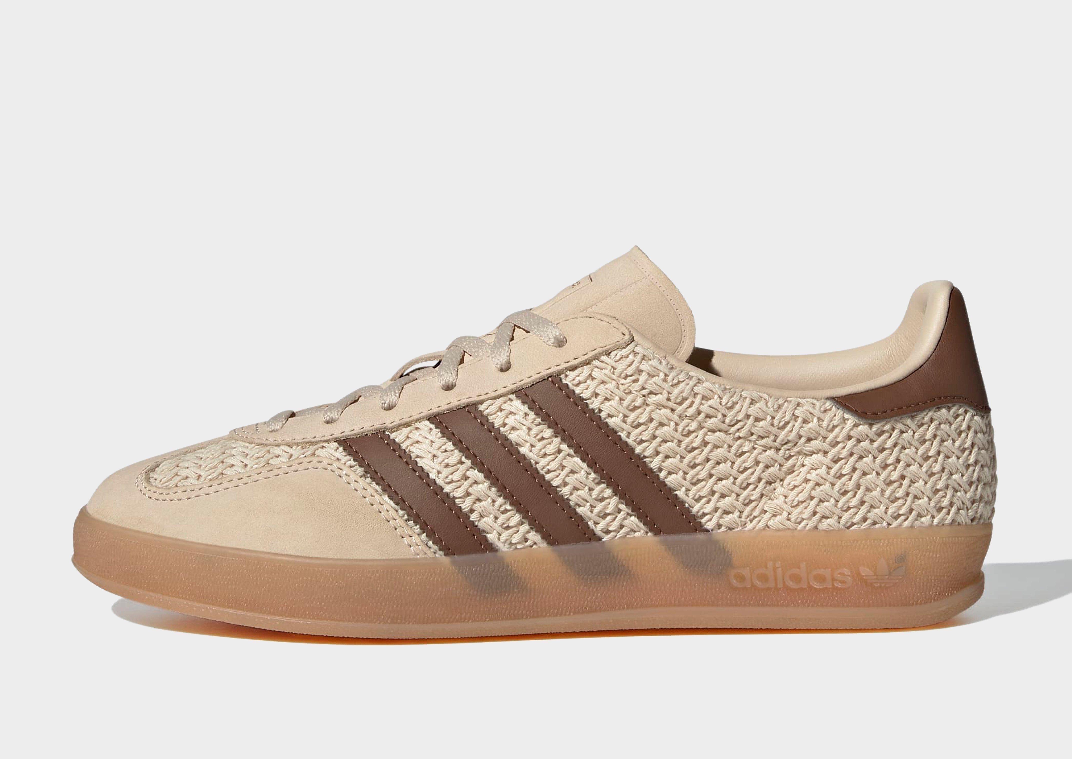 Gazelle Indoor Women's