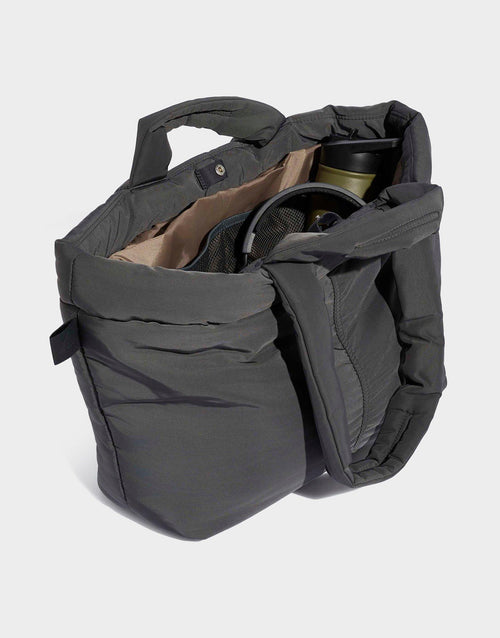 Must Haves Tote Bag (19.7L)