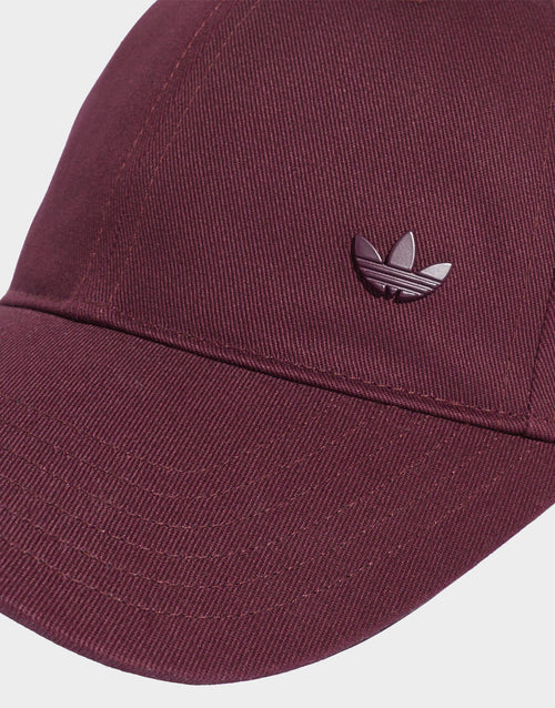 Everyday Icons Cap With Tonal Metal Trefoil