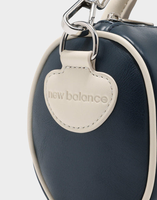 Ha-Teu Barrel Bag