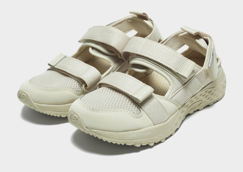 UA710 Women's