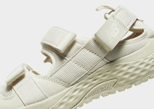 UA710 Women's