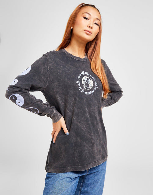 Back Graphic Slim T-Shirt