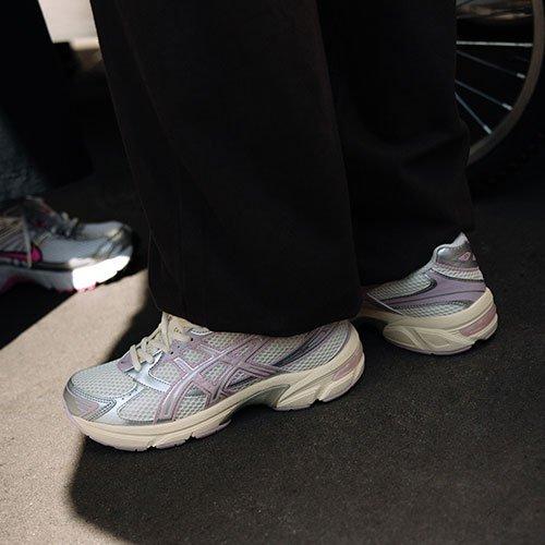 Latest Women's Shoes