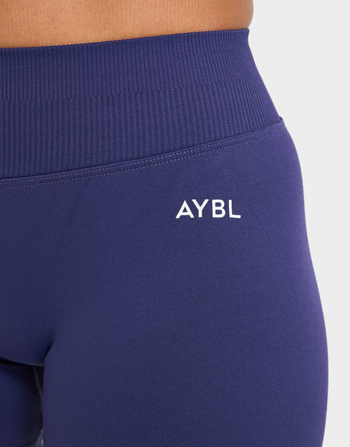 Enhance Seamless Shorts