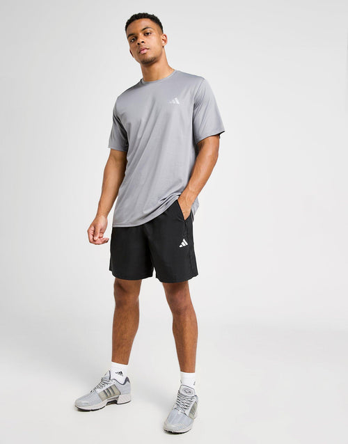 Training Essentials Woven Shorts
