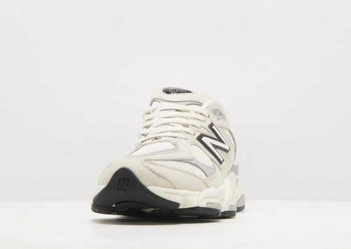 9060 Women's