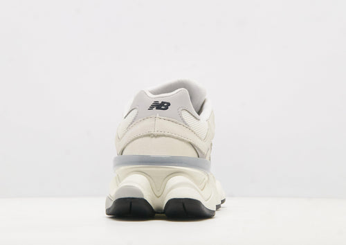 9060 Women's