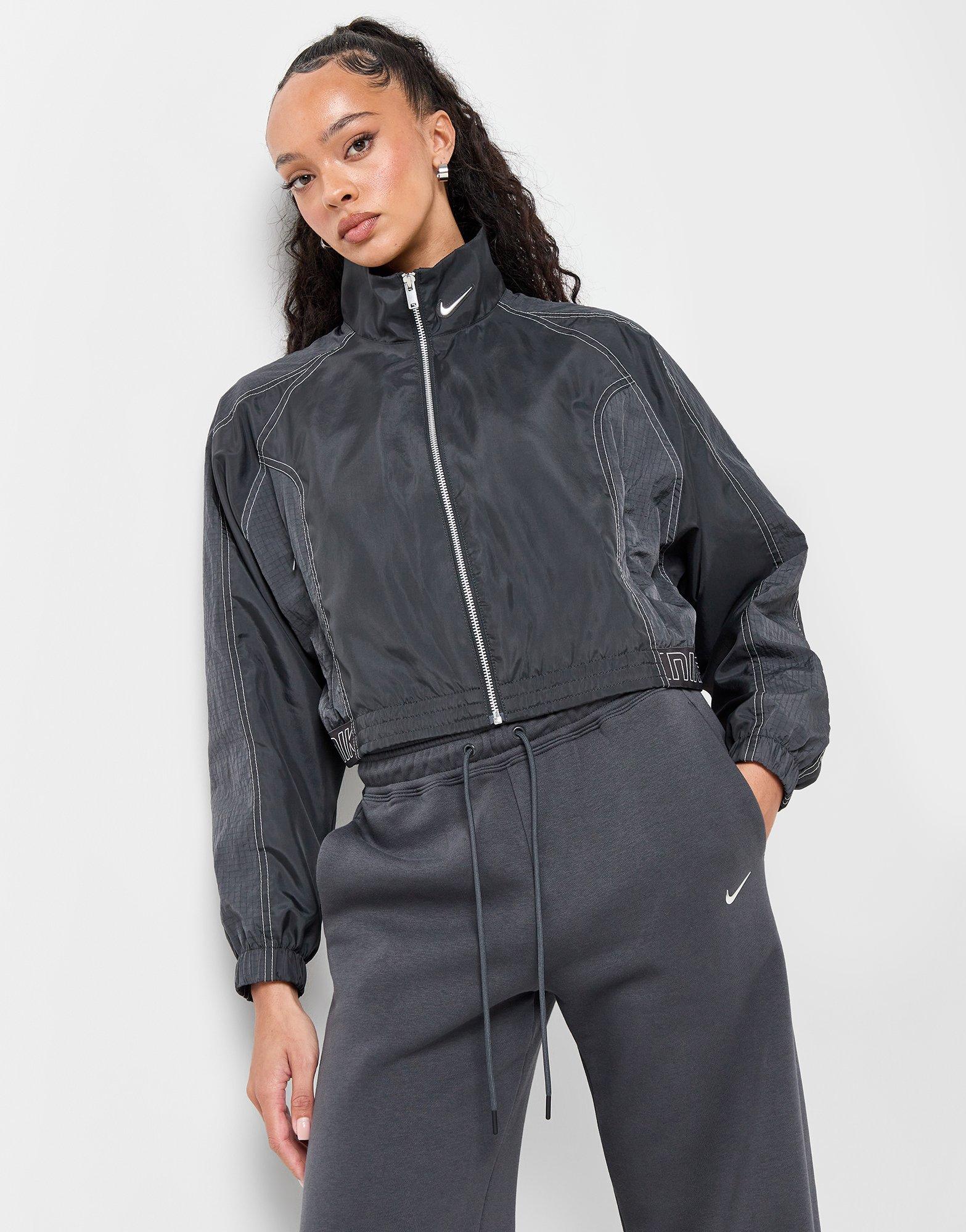 ウォーキング・ランニングウェア NIKE SWOOSH WOVEN JACKET & PANTS Grey Nike Training Graphic Swoosh Woven Jacket - JD Sports Malaysia