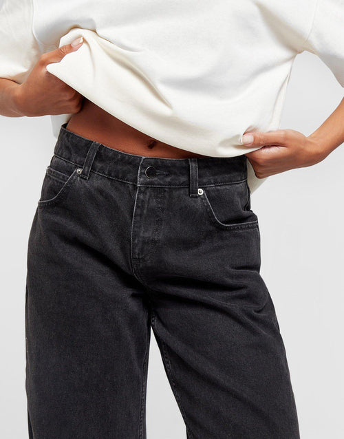 Mid-Rise Loose Jeans