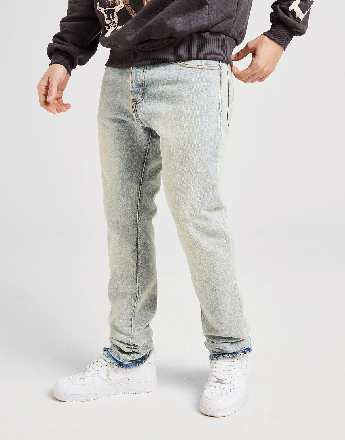 Straight Jeans