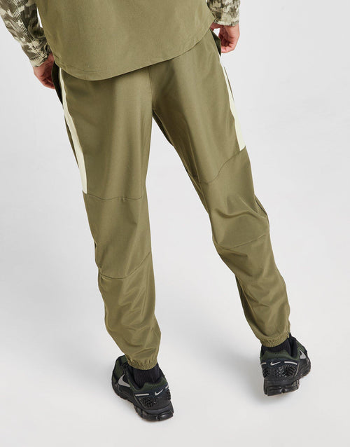 Challenger Woven Track Pants