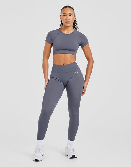 Adapt Seamless Short Sleeve Crop Top