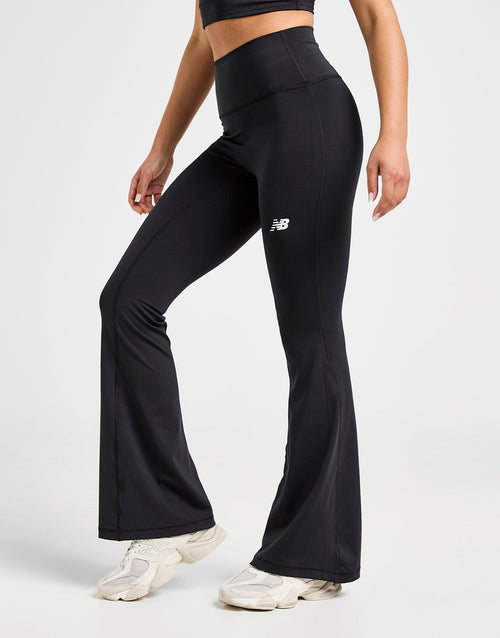 Essential Logo Flare Leggings