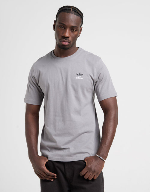 Contrast Logo T-Shirt